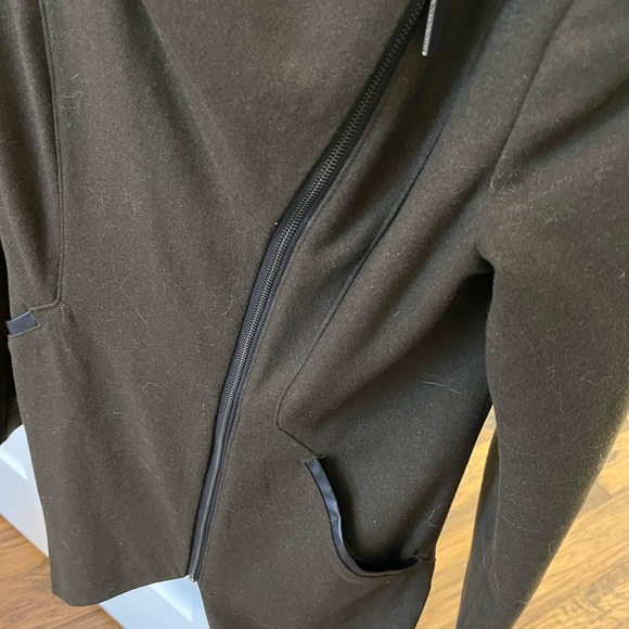 Jacket - Picture 3 of 3